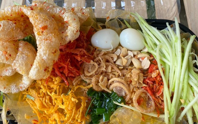 Bánh Tráng Trộn - Tô Tượng - Nguyễn Tri Phương