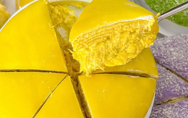 Bánh Crepe Sầu Riêng & Chân Gà Sốt Thái - Ăn Vặt Bảo Linh