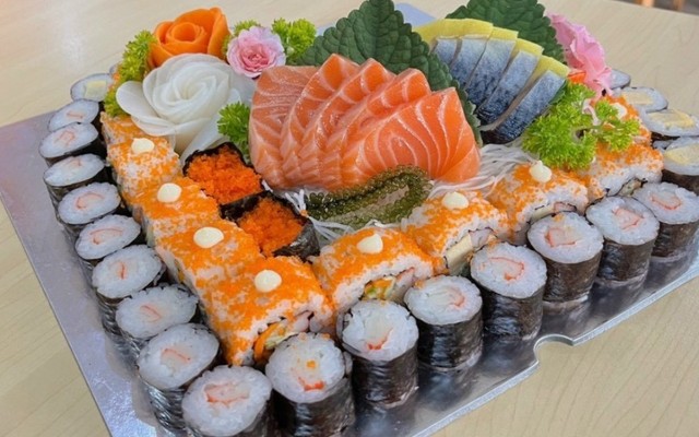 Hokkaido Izumi Sushi & Sashimi - Xô Viết Nghệ Tĩnh