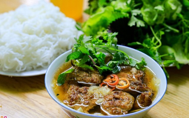 Quán Cô Sáu - Bún Chả & Bún Đậu - Nguyễn Trãi
