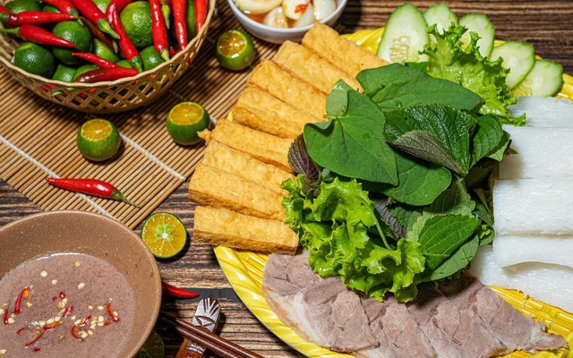 Cô Ba Anh - Bún Đậu Mắm Tôm - Hoàng Diệu 2