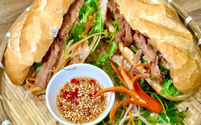Bánh Mì Chay - Tâm Từ