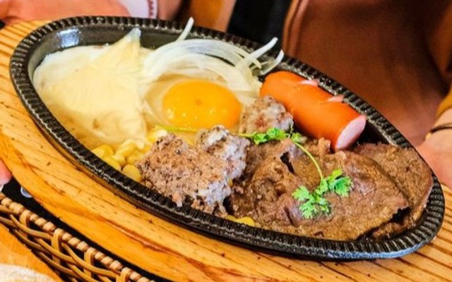 Danh Quán - Hủ Tiếu Nam Vang