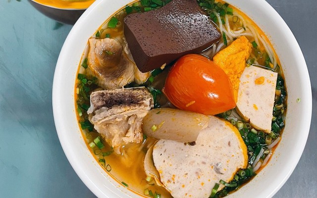 Nhà Hạ - Bún Riêu & Canh Bún - Phan Văn Hớn