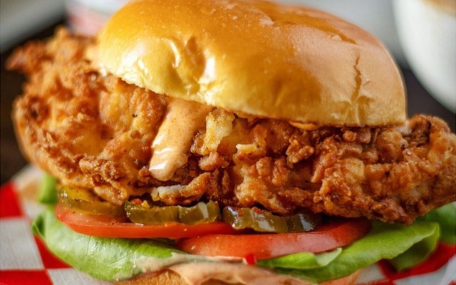 Burger +++ Pizza - Phạm Hồng Thái