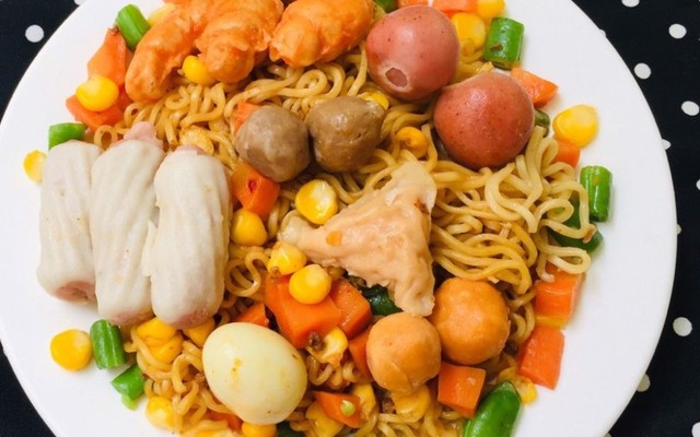 Ăn Vặt Chị Béo - Mỳ Trộn Indomie, Xiên Que & Chuyên Đồ Ăn Vặt - Nguyễn Viết Xuân