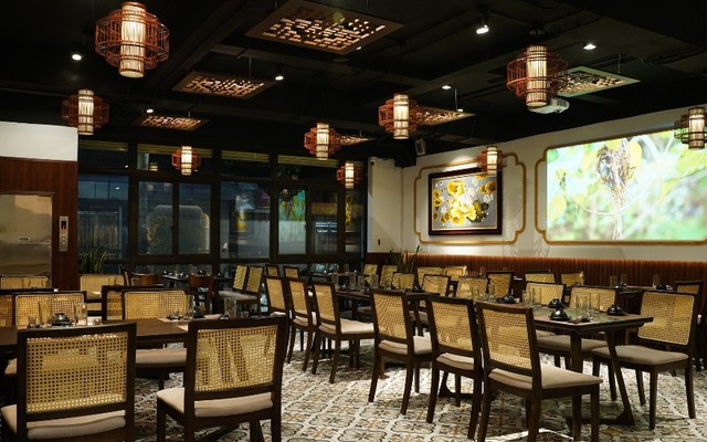 Nhà Hàng Lúa - Vạn Phúc