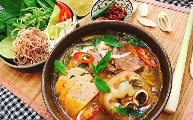 O Hân Bún Bò Huế - Nguyễn Văn Cừ