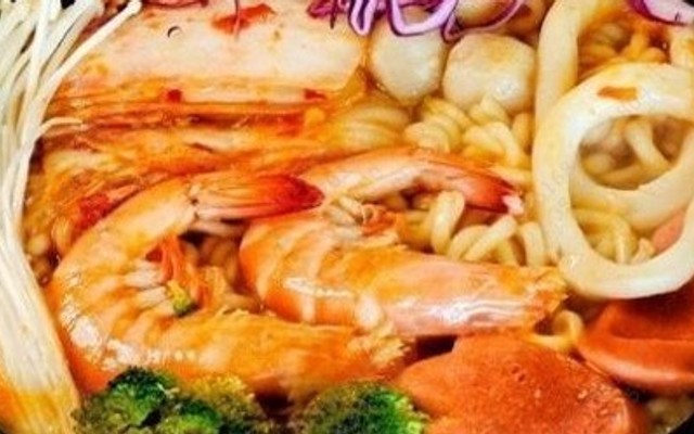 Trà Sữa, Mỳ Cay & Pizza - Moon Mun Tea