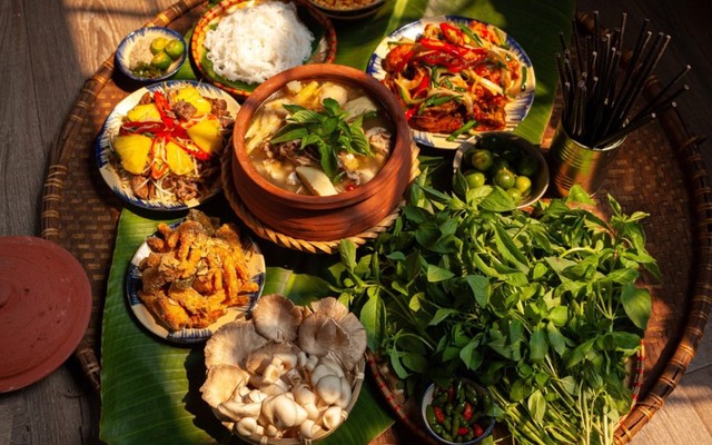 Tao Ngộ Quán Cơm Quê - Ngô Thì Nhậm