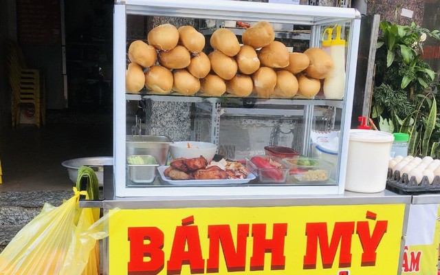 Bánh Mỳ Đông Hải - Bánh Mỳ - Số 7 Nguyễn Thái Học