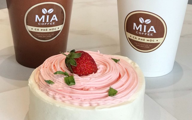 MIA Food & Drink - Cafe Mộc, Nước Ép & Bánh - Pasteur