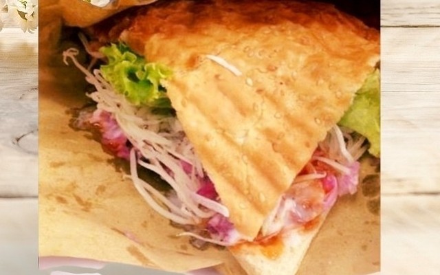 Bánh Mì Thổ Nhĩ Kỳ - Café Roppesso - Đường D12