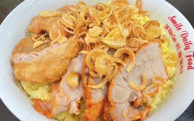 Smile Daily Food - Xôi, Cơm Rang Chả Tôm & Gà Nấm - 38 Văn Cao