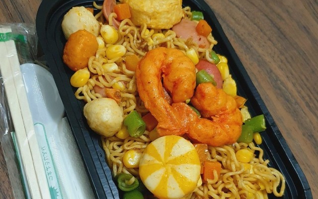 Hoàng Giang - Mì Trộn Indomie & Bún Đậu Mắm Tôm - Bạch Đằng