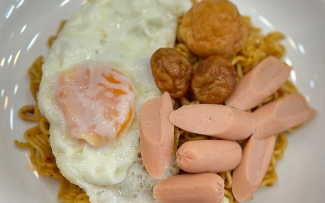 Cơm Gà - Mì Trộn Sasumi