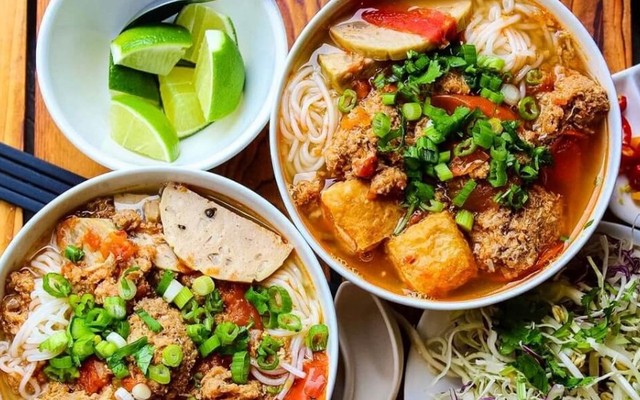 Minh Vượng - Bún Riêu Cua Bò & Bún Hải Sản - Đường 21