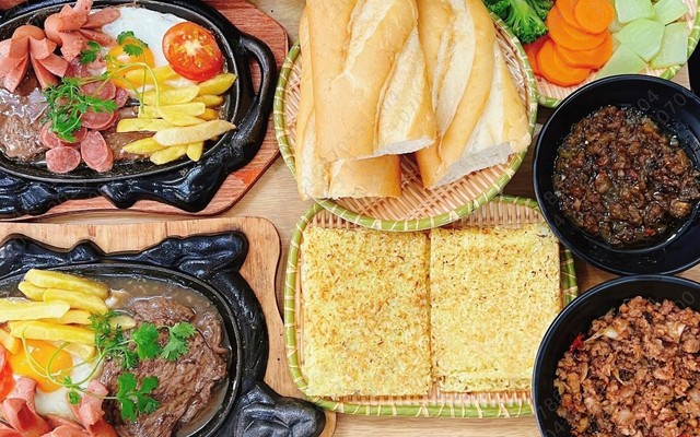 Bít Tết Kirei - Bánh Mì Chảo, Bò Bít Tết & Kem Trứng