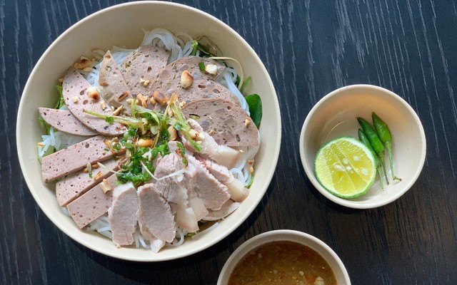 Quán Cô Thơm - Bún Mắm Nêm, Bánh Mì - Cây Keo