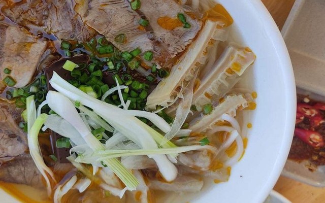 Bún Bò Sườn Chìa - Bún Bò - 326 Nguyễn Thị Minh Khai