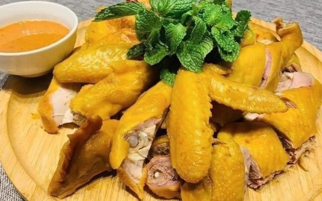 Gà Luộc - Gà Ủ Muối Anh Thư Mỹ Đình