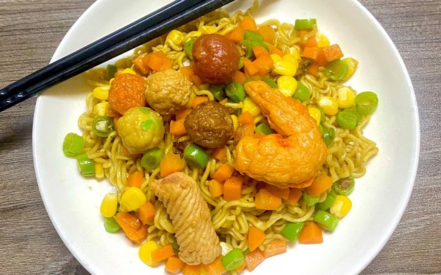 Thanh Tú - Mì Trộn Indomie & Ăn Vặt - Trương Định
