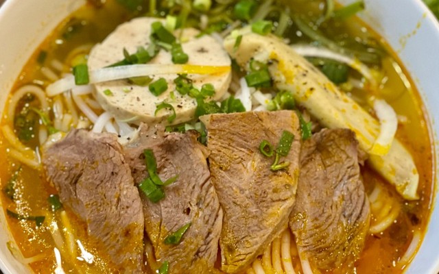 Bún Bò 30.000 - 444 Nguyễn Thị Định