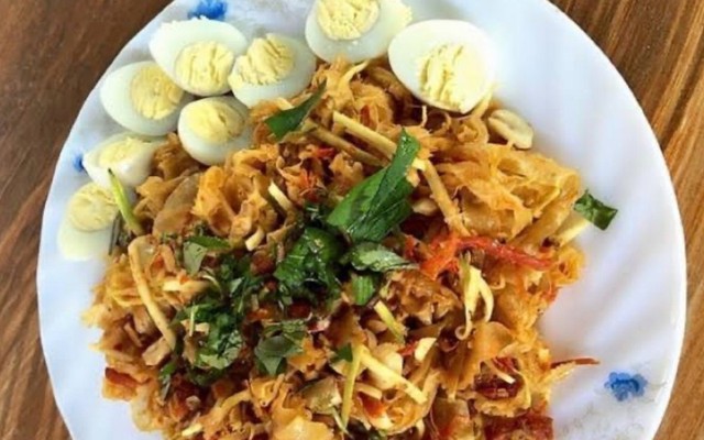 Phương Thùy - Bánh Tráng Trộn - 235 Dương Đình Hội