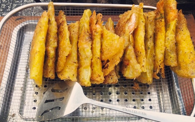 Bánh Xèo Cô Tư - Bánh Truyền Thống - Lê Văn Quới
