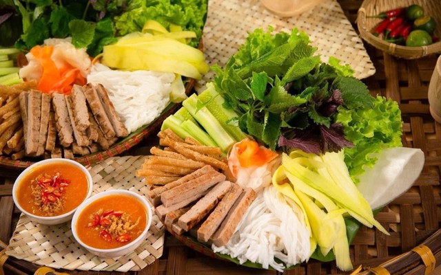Bún Trộn Hồ Lô Nem Nướng Nha Trang Chị Dung - Xuân La