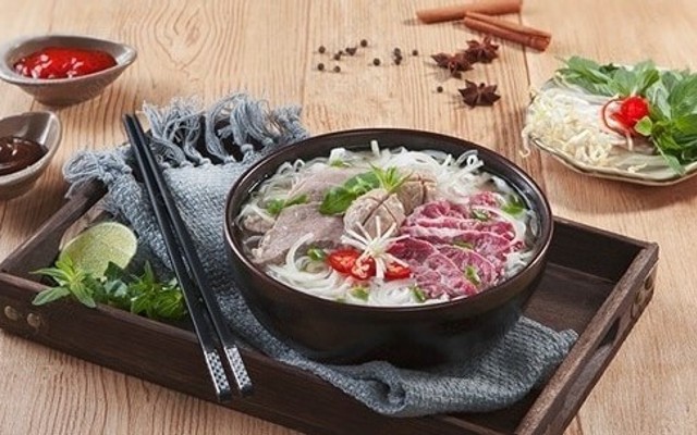 Phở Vy Phong Gia Truyền Nam Định - 631/4 Long Bình