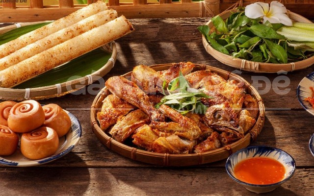 Gà Nướng Ê Đê - Gà Nướng Cơm Lam - Quốc Lộ 50