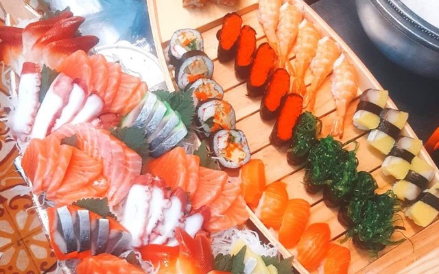 Tiệp SUSHI KAZOKU - Sushi, Sashimi & Cơm Lươn - Đình Đông