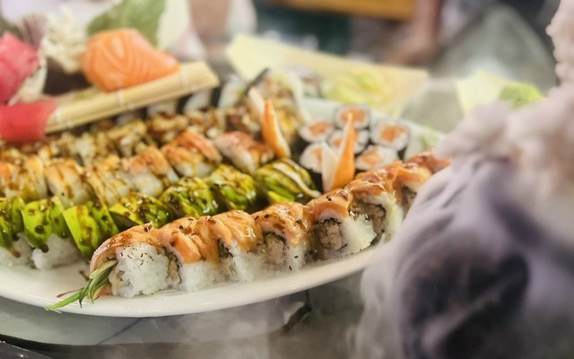 SIGN SUSHI - Nguyễn Văn Hưởng