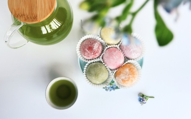 Mochi Hoa Trà - Bánh Ngọt Nhật Bản Thanh Khiết - Xuân Đỉnh