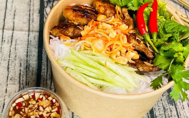 Bún Chả Cô Ba Xuân Thủy - Phan Văn Trường