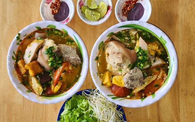 BÚN RIÊU 142 - Bún Riêu - Nguyễn Văn Quá