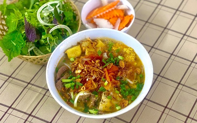 Chay Tâm Khởi - Bún Riêu Chay & Cuốn Chay - Hàng Điếu