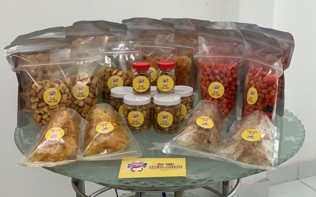 Ăn Vặt Heo Mini - Phạm Văn Chí