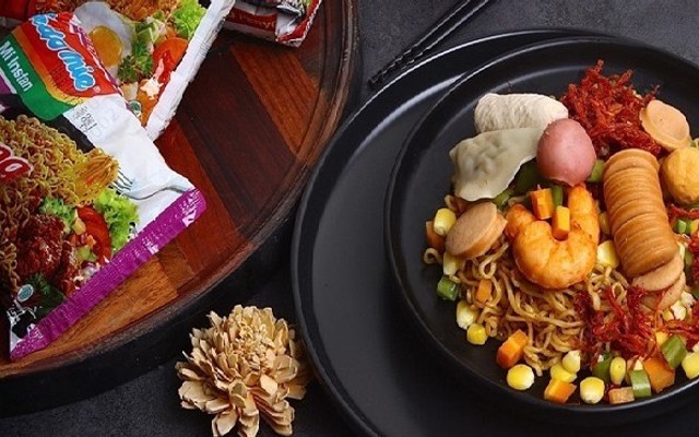 Bucket Milktea - Mì Indomie & Trà Sữa Cây Xăng - 195 Doãn Kế Thiện