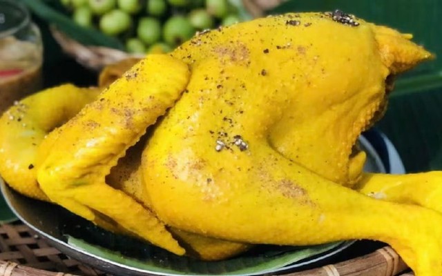 Gà Ủ Muối Hoa Tiêu - 39 Phố Nhổn