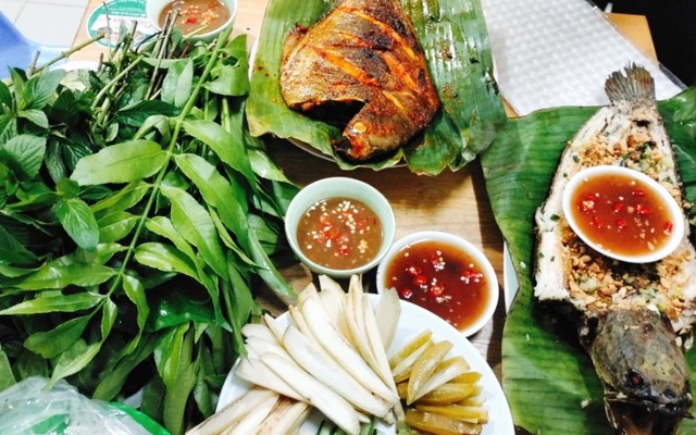 Cá Nướng Phương Đông - Cá Cam & Cá Chim Biển - Trần Khánh Dư