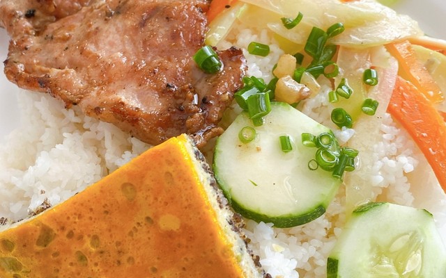 Cơm Tấm Bình Minh - 165 Mai Chí Thọ