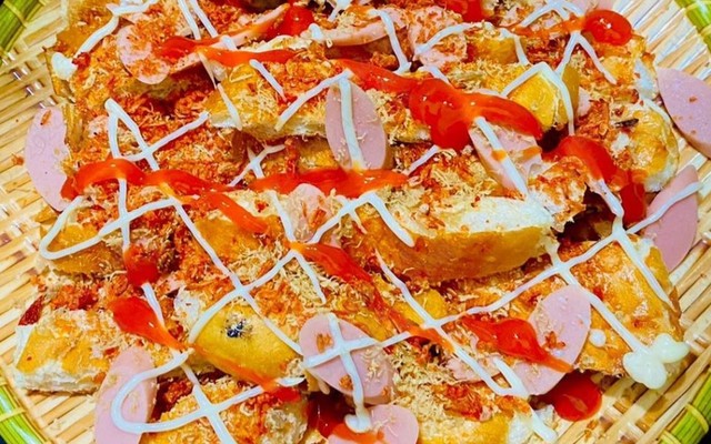 Bánh Mỳ Nướng Muối Ớt, Bánh Tráng Trộn & Trà Sữa - Nguyễn Viết Xuân