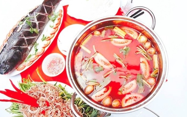 Lẩu Cá Đuối Ruby - Cá Tầm Tươi
