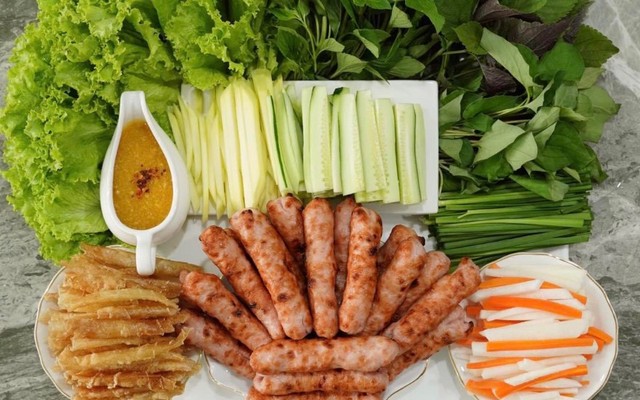 Nem Nướng Nha Trang Cô Tú - Hoàng Diệu