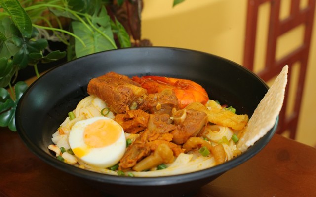 Mỳ Quảng Trạng Nồi - 53 Phạm Cự Lượng