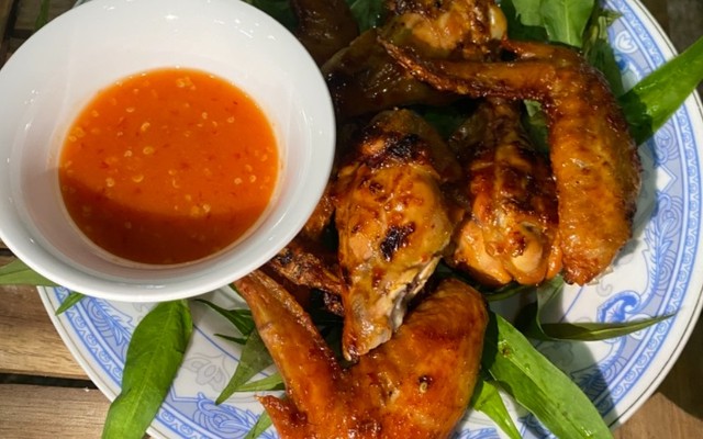 Nướng Cô Ba - Chân Gà Nướng & Cánh Gà Nướng - Cầu Xéo
