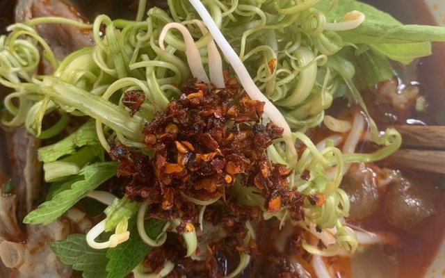 Hòa - Phở, Bún Bò - Hoàng Xuân Nhị 
