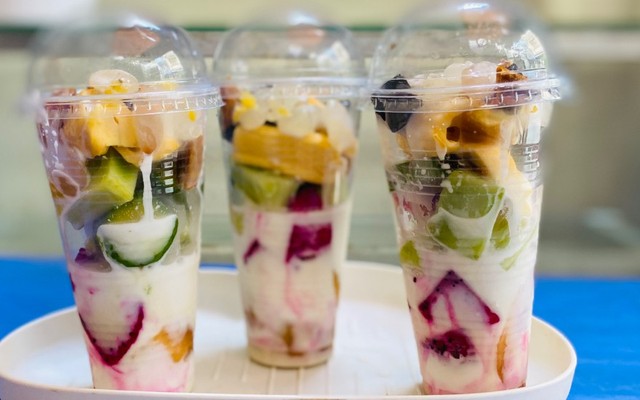 May Coffee - Thích Quảng Đức